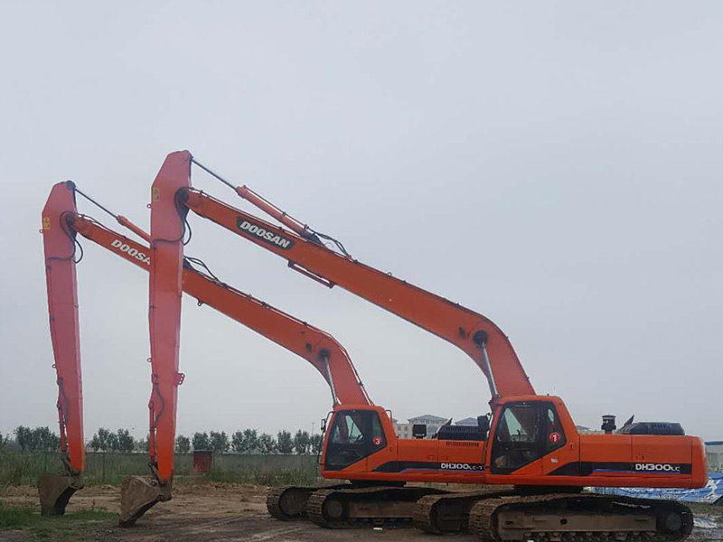 液壓挖機故障處理要注意什么？